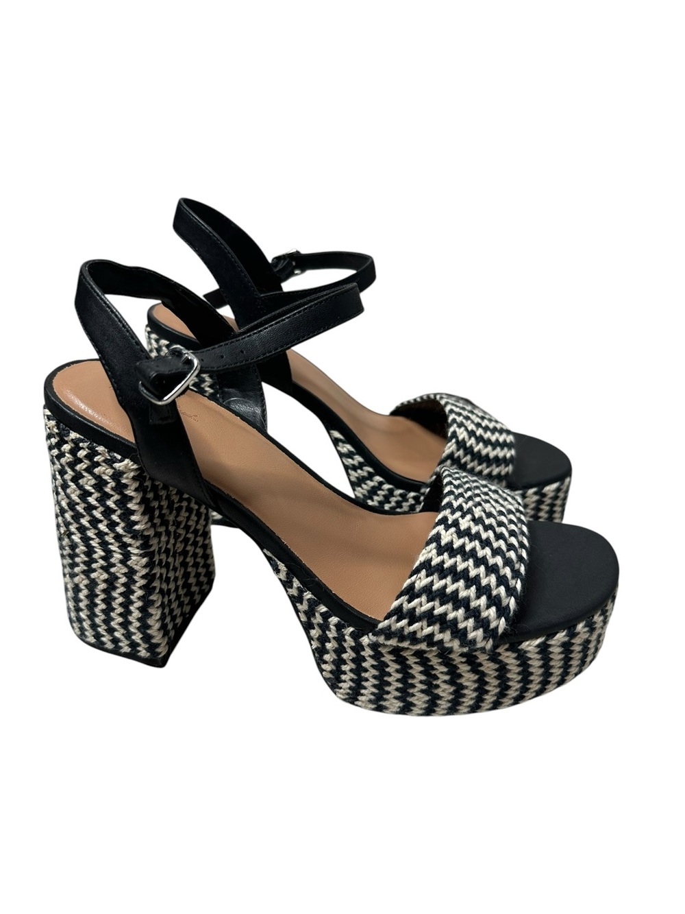 Universal Threads India Platform Sandals 11